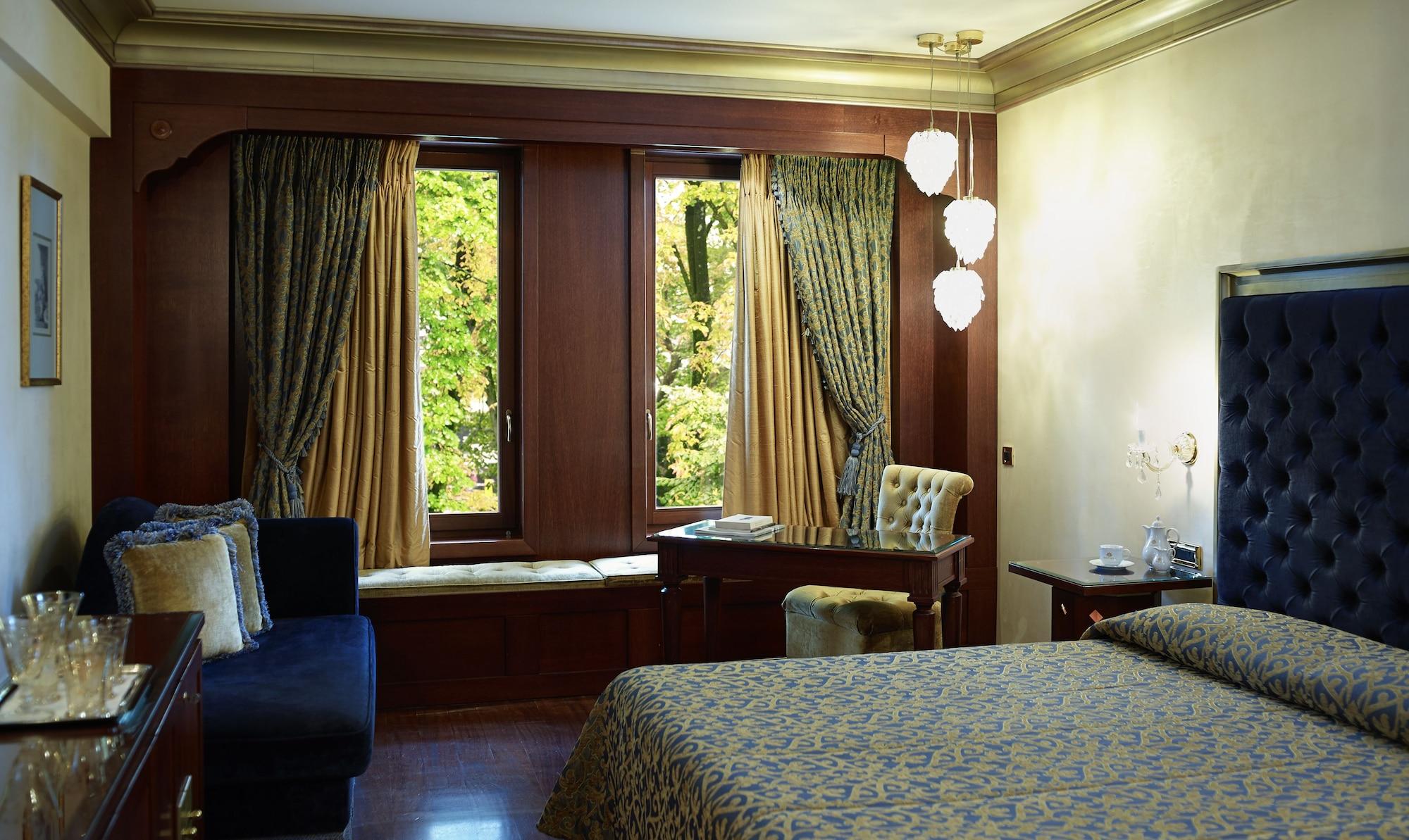 Grand Serai Congress And Spa Ioannina Exterior foto A room at the hotel