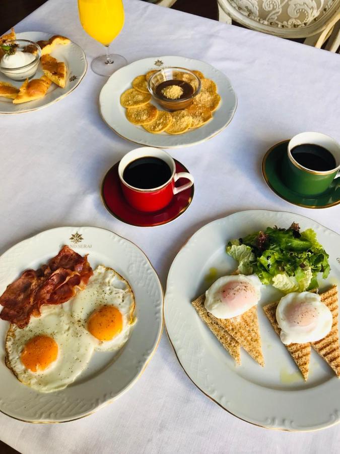 Grand Serai Congress And Spa Ioannina Exterior foto Breakfast at the Hotel de Ville